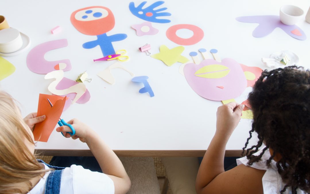 L’art-thérapie, un moyen d’accompagner la scolarité de vos enfants